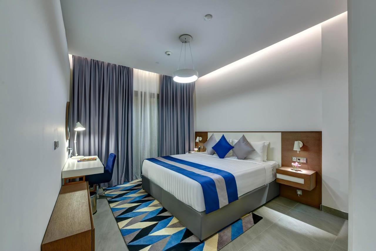 Abar Hotel Apartments Dip-1 Dubai Bagian luar foto