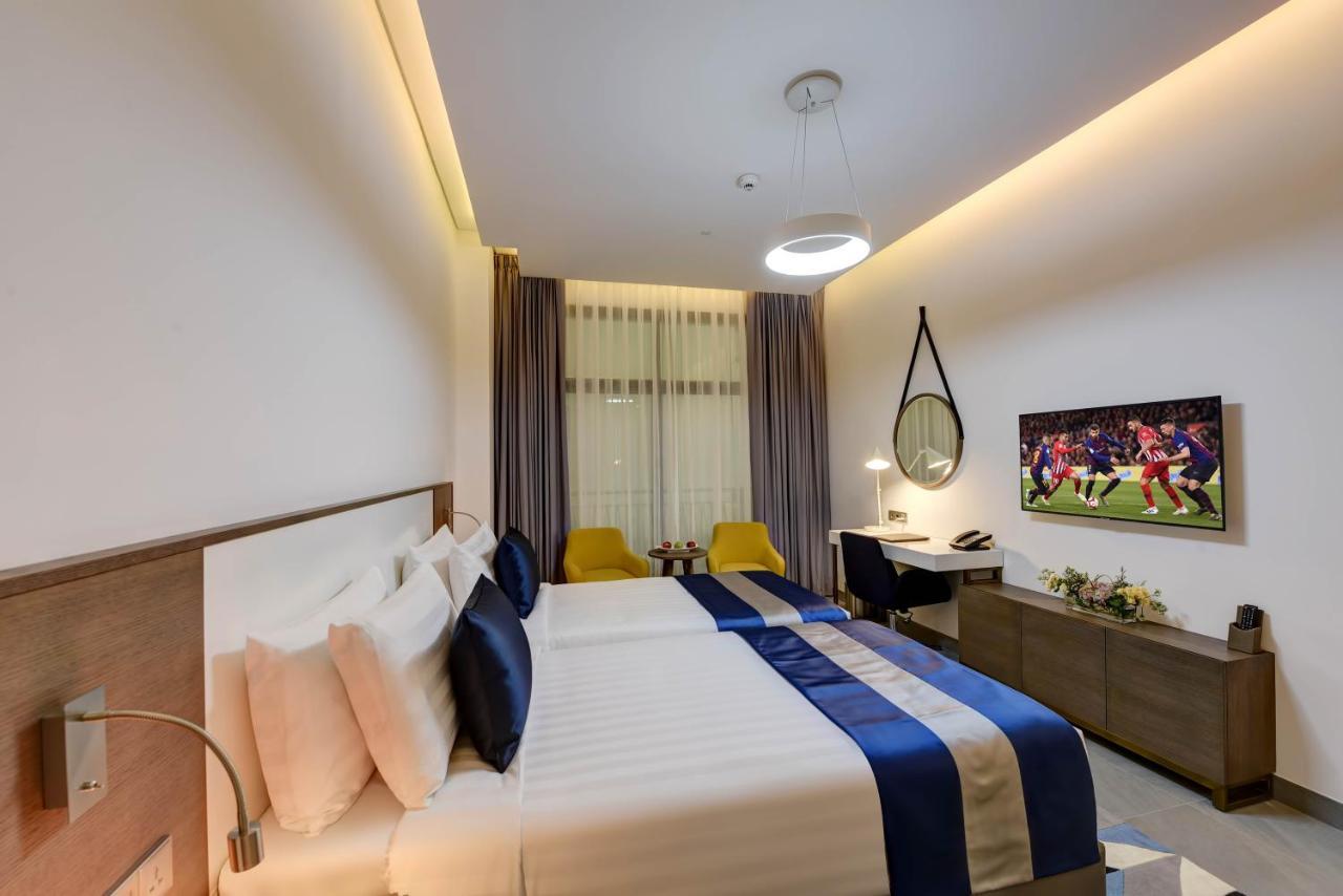 Abar Hotel Apartments Dip-1 Dubai Bagian luar foto