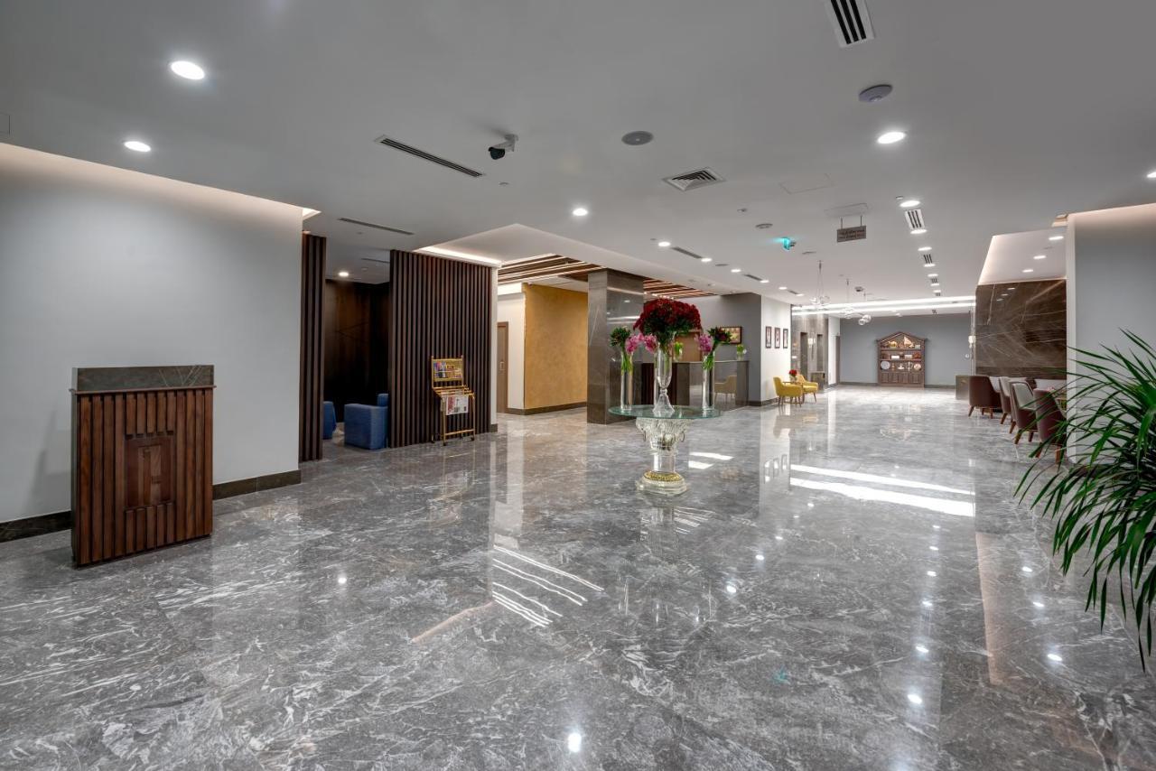 Abar Hotel Apartments Dip-1 Dubai Bagian luar foto