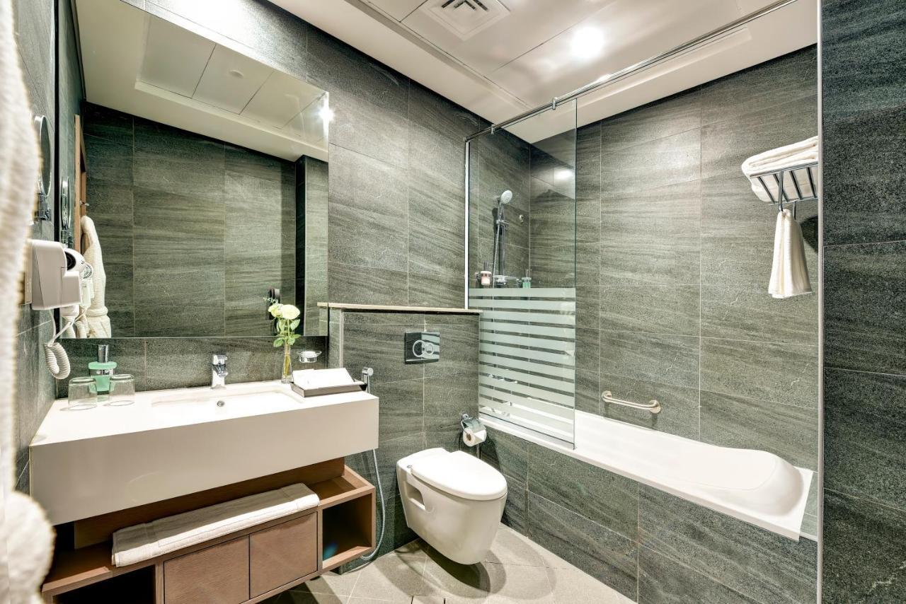 Abar Hotel Apartments Dip-1 Dubai Bagian luar foto