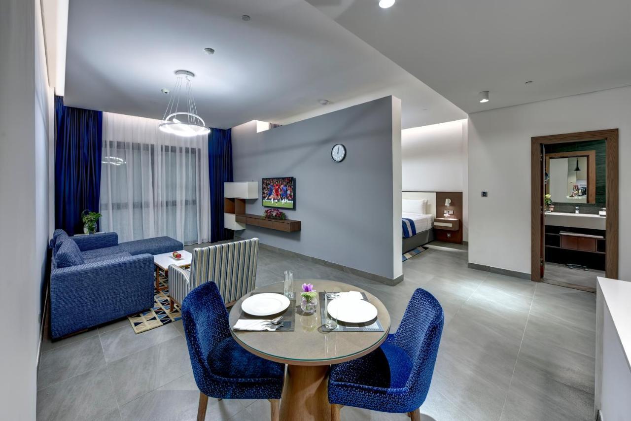 Abar Hotel Apartments Dip-1 Dubai Bagian luar foto