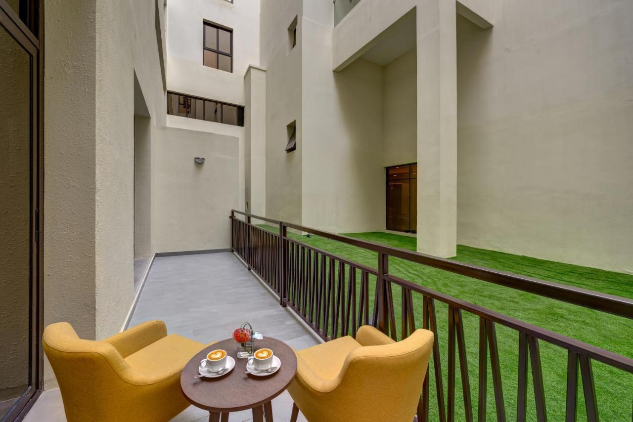 Abar Hotel Apartments Dip-1 Dubai Bagian luar foto