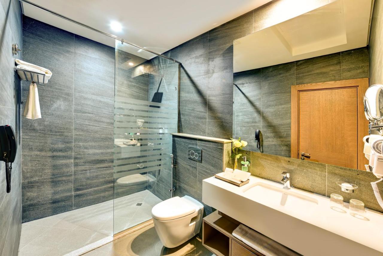 Abar Hotel Apartments Dip-1 Dubai Bagian luar foto