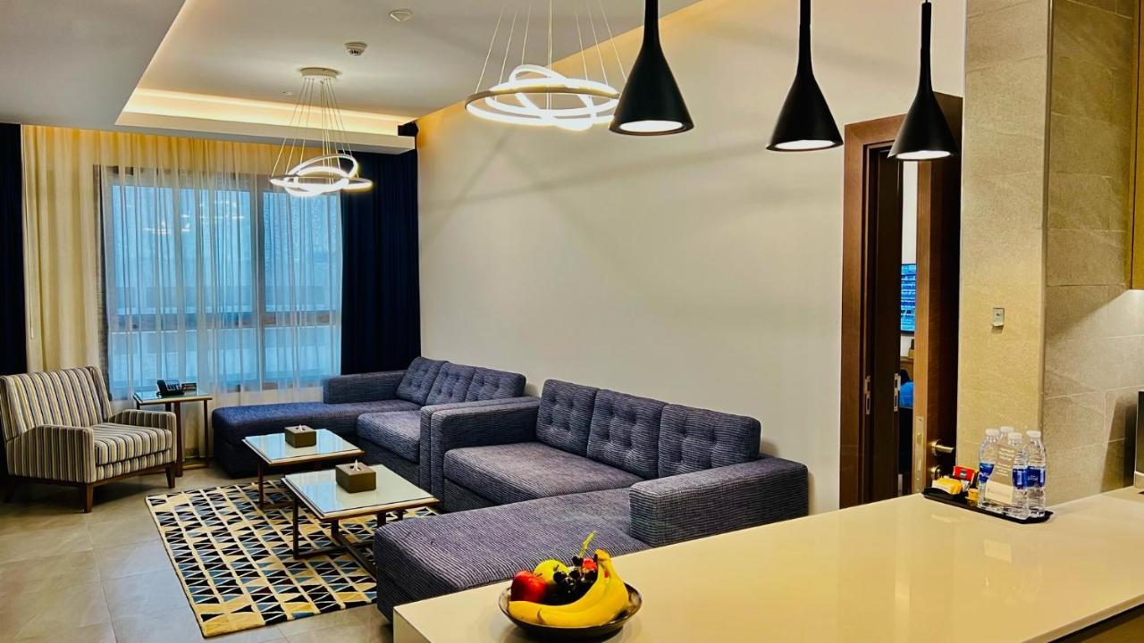 Abar Hotel Apartments Dip-1 Dubai Bagian luar foto